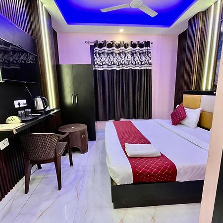 Отель Jupiter Plaza- A Brand Of The Reality Нью-Дели Экстерьер фото
